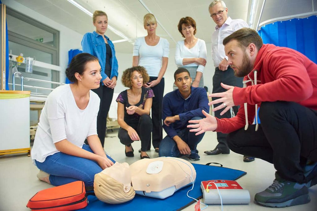 how-to-get-cpr-certified-in-2020-cpr-classes-cpr-training-basic