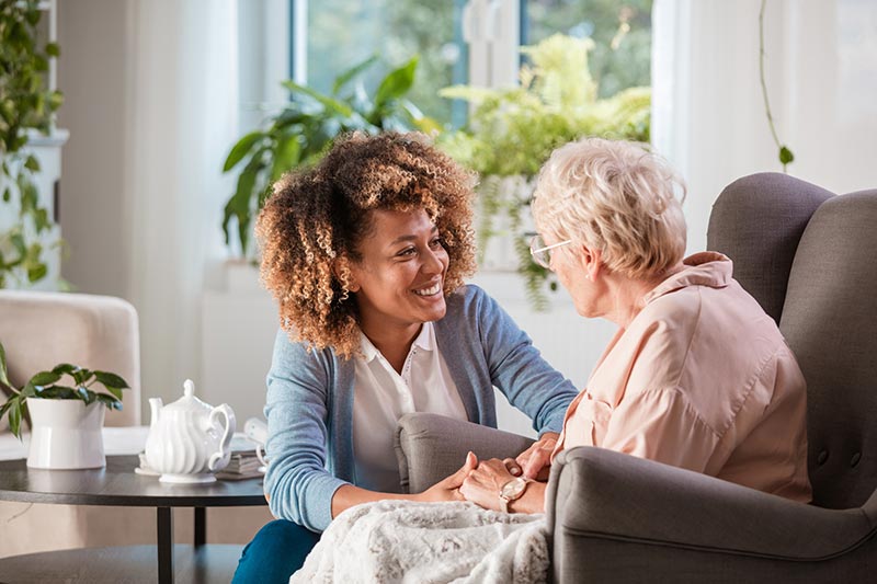 Using your CNA Skills as a Home Health Aide